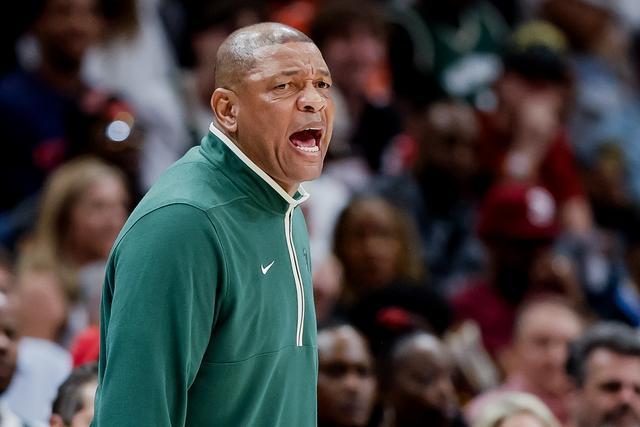 FIFPRO评选2024年度最佳阵容 梅西C罗姆巴佩在列